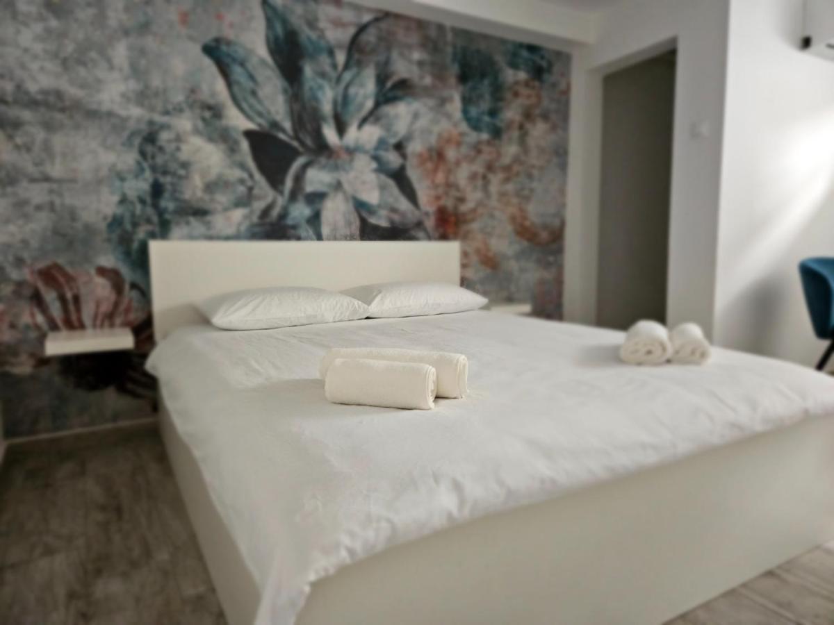 Comfort Rooms Remiza - Free Private Parking - Self Check-In 자그레브 외부 사진